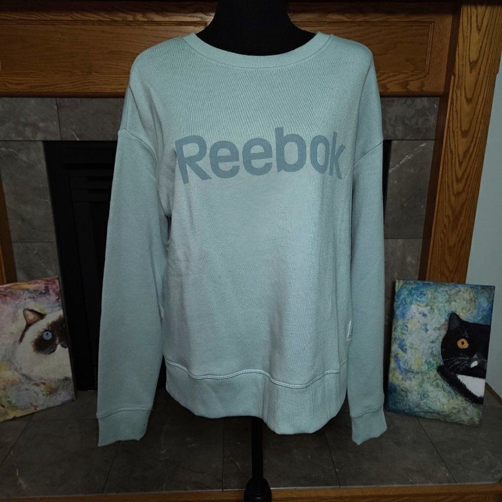 Reebok Womens Cozy Crewneck Sweatshirt with Graphic Mint Color Size L NWT - Picture 2 of 4